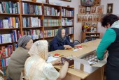 Сегодня прошла встреча с представителями старшего поколения в помещении библиотеки МУК